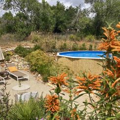 Pool sunk in landscape | accommodation Quinta Maragota East Algarve