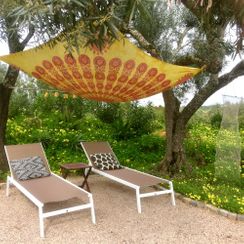 relaxing by the pool | accommodation Quinta Maragota East Algarve